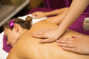 Holiday Beach Hotel Danang