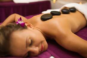 Holiday Beach Hotel Danang