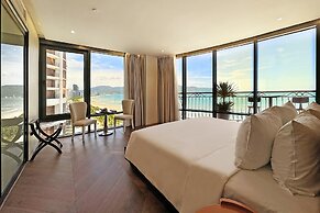 Holiday Beach Hotel Danang