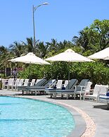 Holiday Beach Hotel Danang