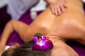 Holiday Beach Hotel Danang