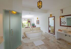 Legacy Hoi An Resort