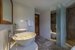 Legacy Hoi An Resort