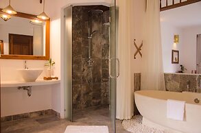 Legacy Hoi An Resort