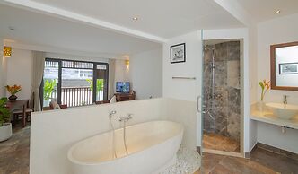 Legacy Hoi An Resort