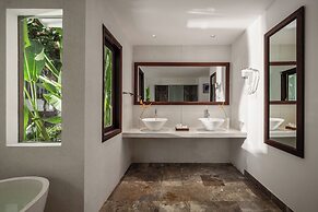 Legacy Hoi An Resort