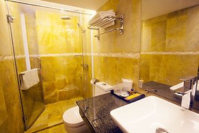 Classic Street Hotel