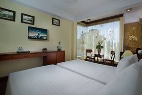 Classic Street Hotel