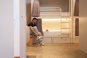 The Village Melbourne - Hostel