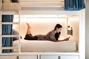 The Village Melbourne - Hostel