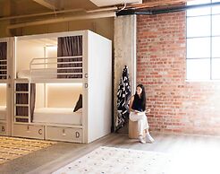 The Village Melbourne - Hostel