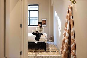 The Village Melbourne - Hostel