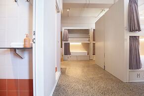 The Village Melbourne - Hostel