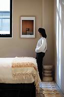 The Village Melbourne - Hostel