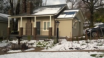 Marysville Garden Cottages