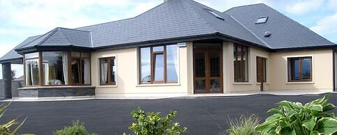Killarney House