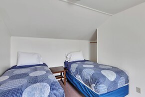 Bayside Inn & Marina