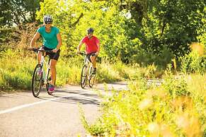 Bayside Inn & Marina