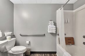 Bayside Inn & Marina