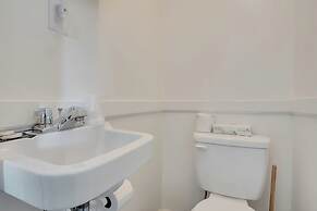 Bayside Inn & Marina