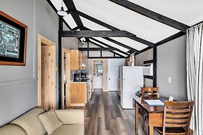 Bayside Inn & Marina