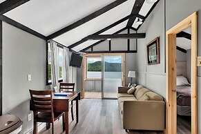 Bayside Inn & Marina