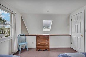 Bayside Inn & Marina