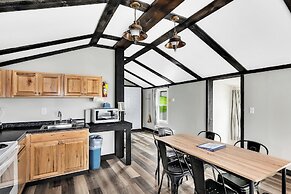 Bayside Inn & Marina