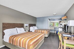 Bayside Inn & Marina