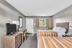 Bayside Inn & Marina