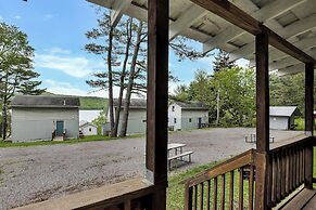 Bayside Inn & Marina