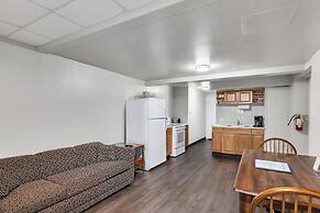 Bayside Inn & Marina