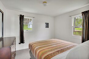 Bayside Inn & Marina