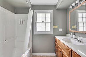 Bayside Inn & Marina