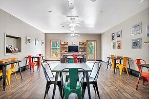 Bayside Inn & Marina