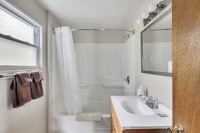 Bayside Inn & Marina