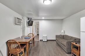 Bayside Inn & Marina