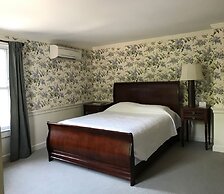 Old Lyme Inn