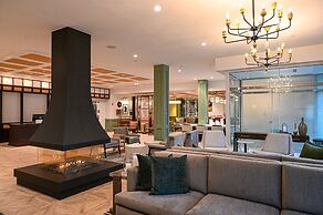 Six South St Hotel