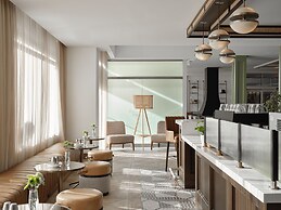 Six South St Hotel