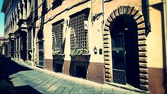 La Colonna ( Historic Center )