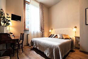 La Colonna ( Historic Center )