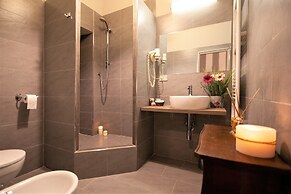 La Colonna ( Historic Center )