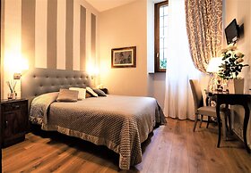 La Colonna ( Historic Center )