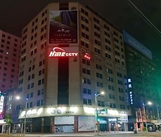 Modern Plaza Hotel