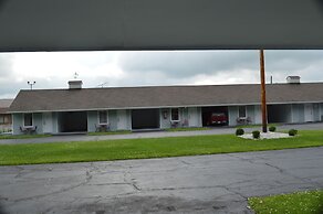 Great Lakes Motel