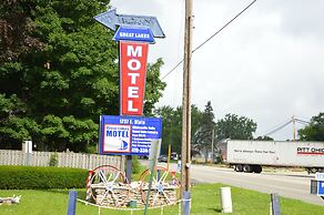 Great Lakes Motel