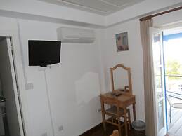 Elyssia Hotel