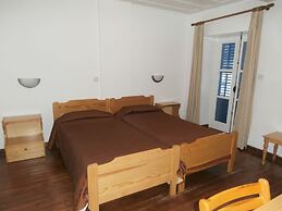 Elyssia Hotel