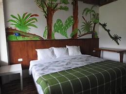 Biohostal Mindo Cloud Forest